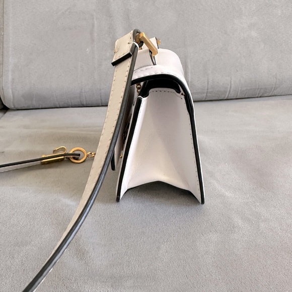 Valentino Garvani Vsling micro cross body bag - Picture 4 of 9